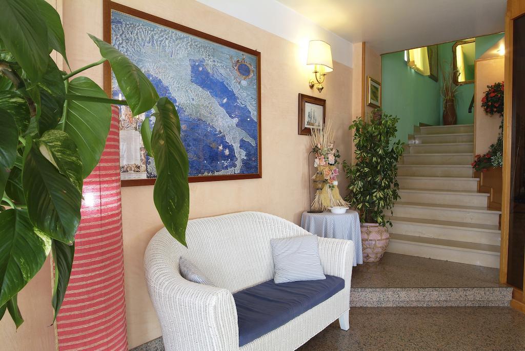 Hotel Barca D'Oro Bellaria-Igea Marina Extérieur photo